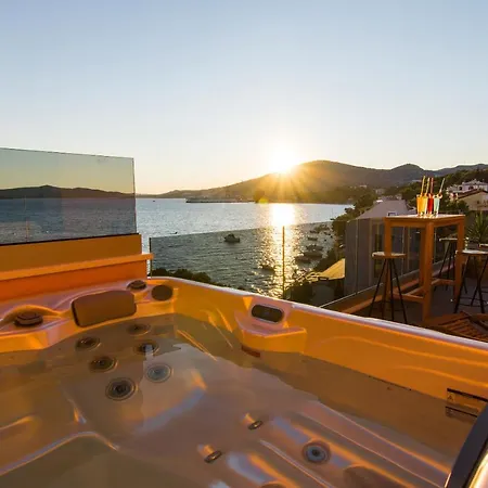 Sunset Апартаменти *