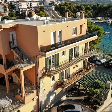 Sunset Апартаменти *