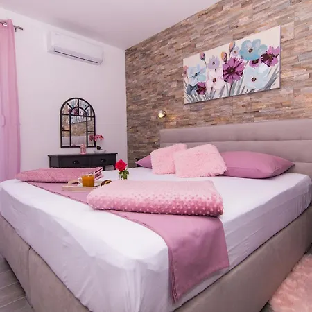 Апартаменти Sunset