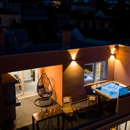 Sunset Апартаменти *