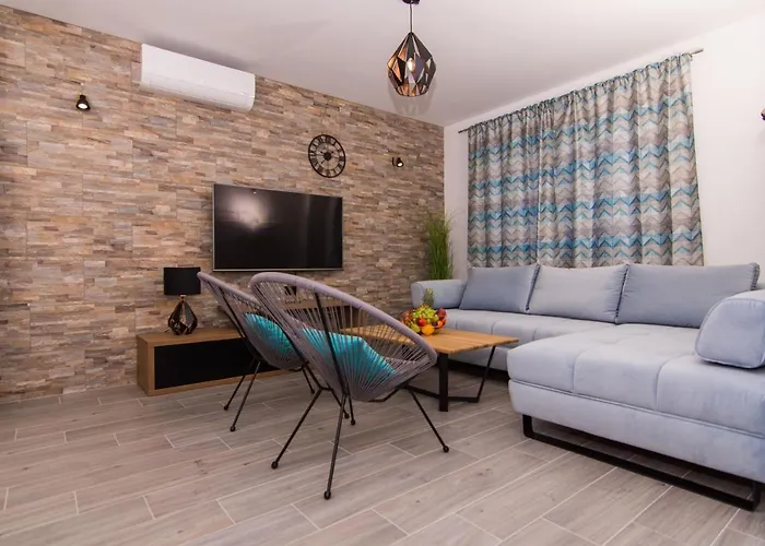 Sunset Τρογκίρ