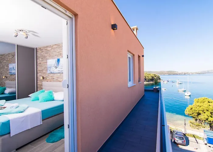 Sunset Τρογκίρ