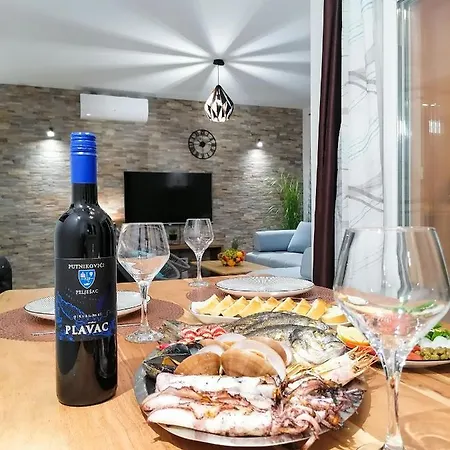 Διαμέρισμα Sunset Τρογκίρ